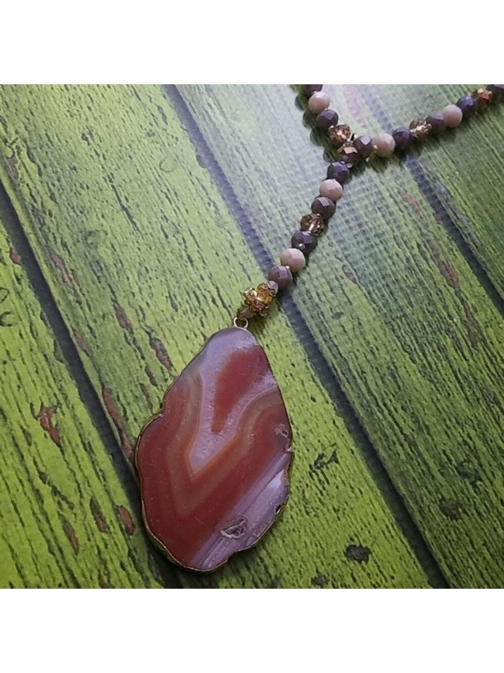 Stunning geode orange and white Agate necklace - Picture 6 of 7
